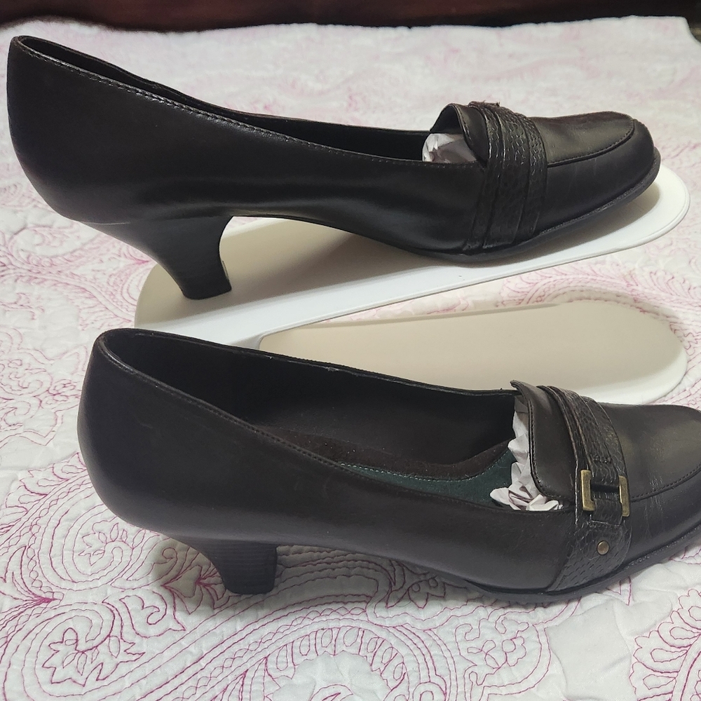 A2 By AEROSOLES BACELONA SIZE 7.5 M Elegant Black Low Heels Pumps Buckle - Picture 12 of 14